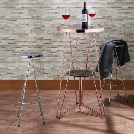 Das Design des Tischsockels in Roségold vermittelt ein Gefühl von Luxus.